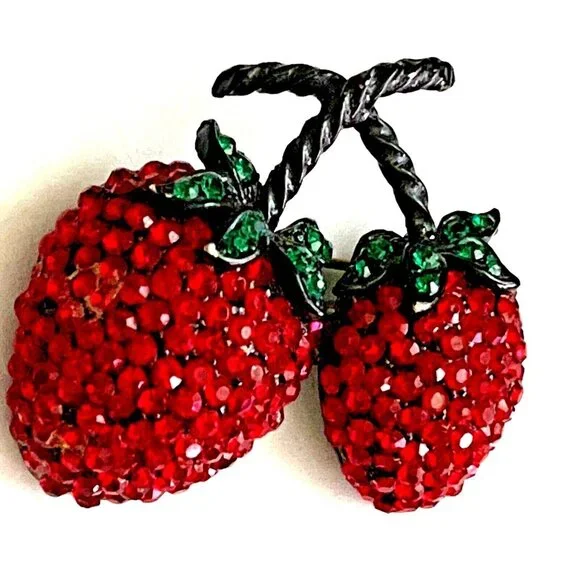 Weiss Strawberry Lapel Brooch Pin Vintage - Picture 2 of 12